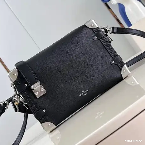 Fashionrepsfam ru 2405YA0012 LV Bags 0507